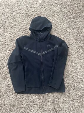 Nike Men’s Black Hooded Performance Jacket with Chevron Detail